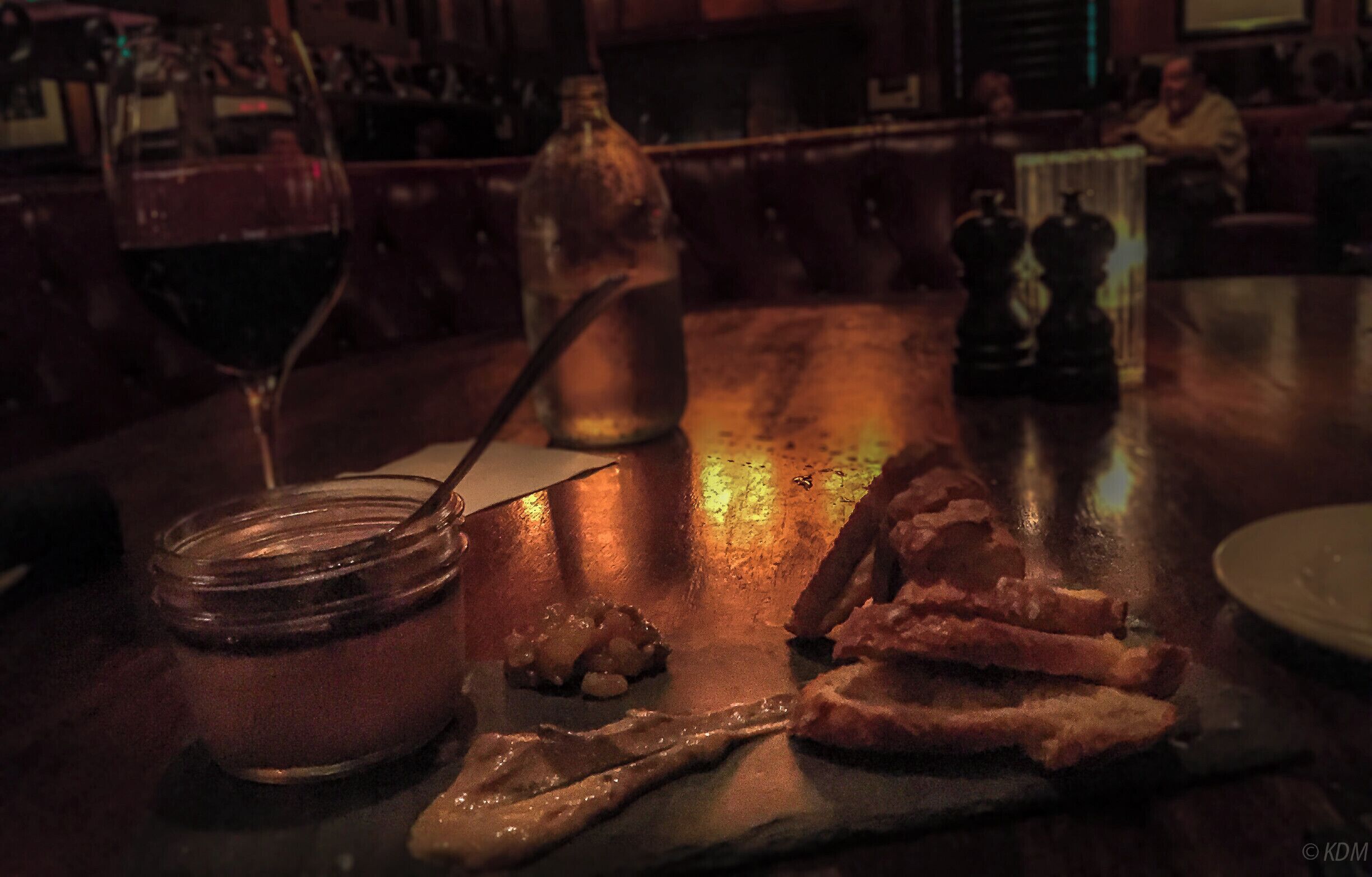 This Chef doesn't mess around. A bit pricey however the food is so worth it! The duck liver pate was absolutely amazing and you have to try the octopus salad. I have never in my life has such tender octopus! The fillet with roasted garlic is another favorite. The Fall and Winter months the Chef serves a steak tatare and is how it should be prepared; with a quail's egg! 