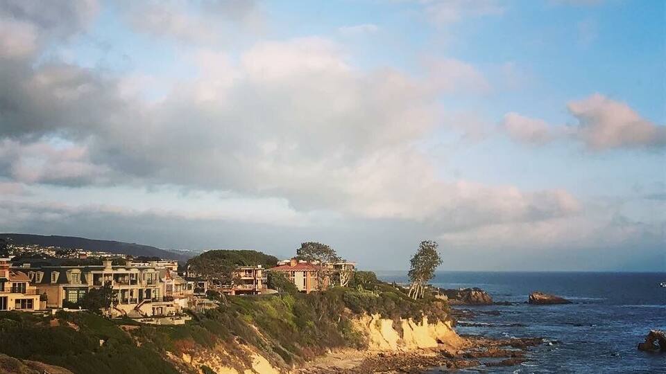 #BVSBlue #sunset in Corona Del Mar. #newportbeach #hiking