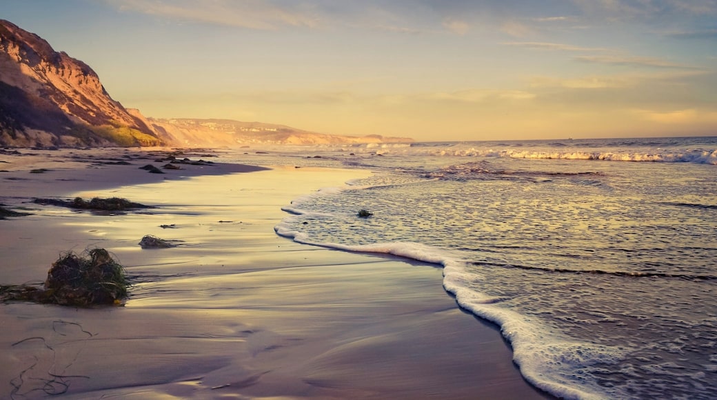 Late afternoon at #NewportCoast CA. Even during the busy #tourist #summer season of July you can find a deserted spot on the #beach