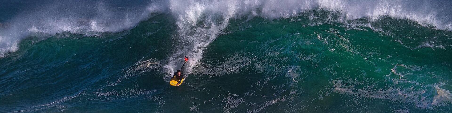Looking for perspective come out and play at the wedge! Surf is up!
#waterlust