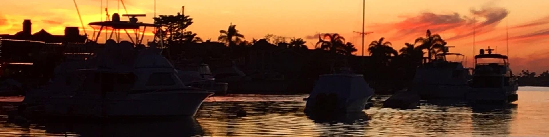 Beautiful sunset at balboa island. Enjoying the last days of November!