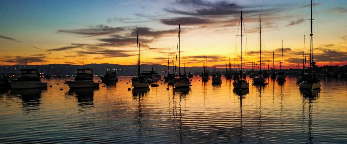 They say the early bird gets the worm... Here we're on our way out to do some fishing with Davy's Locker fishing charters out of Newport Beach, CA. The fishing was amazing and if you're on the boat definitely buy a breakfast burrito! They make them from scratch on the boat! #Nature