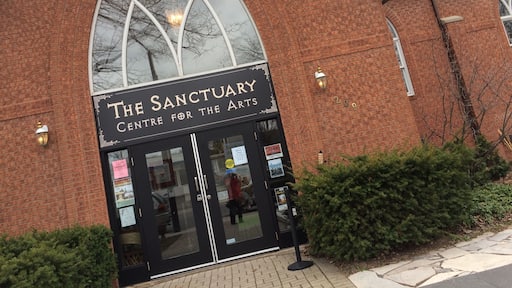 Take me to church.. A former one anyways. A Niagara gem - The Sanctuary Centre for the Arts and also home to Brimstone Brewing Company in Fort Erie.