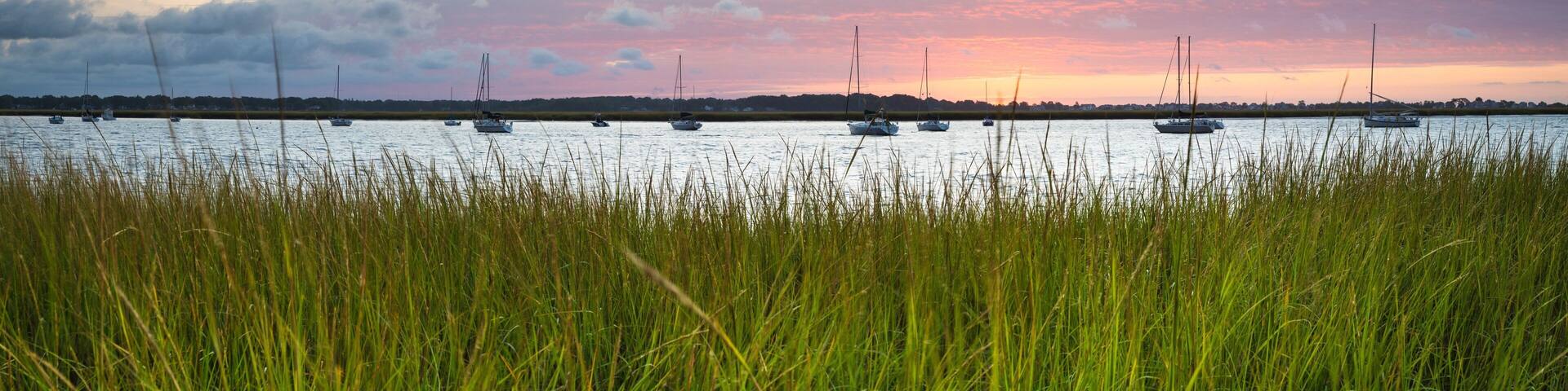 A little panoramic from this morning’s sunrise at Birdseye Dock in Stratford Connecticut. I shot a series of 5 images and stitched them together in Lightroom creating this 16x9 crop. Was a bit windy and the clouds were moving in but there was a good little burn. Glad I got out of bed early !!