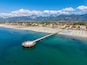 La jetée de Marina di Pietrasanta et les Alpes Apuanes