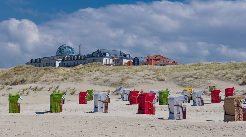 Juist - Duenen und Strand