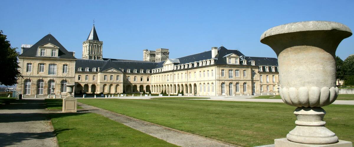 Caen featuring heritage architecture and a castle