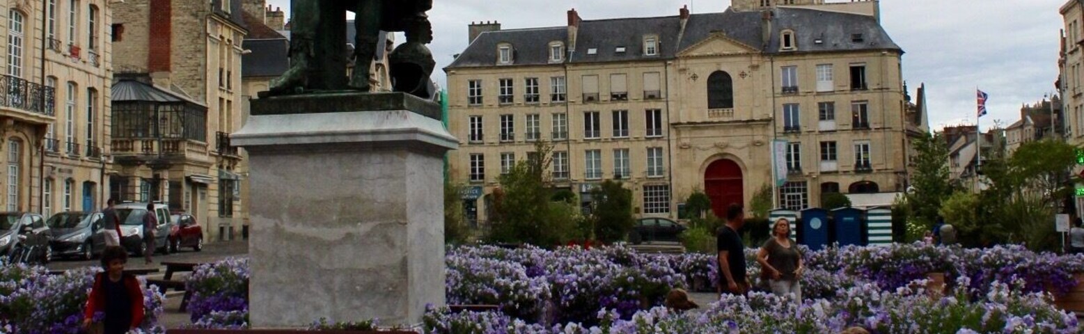 Beautiful English Garden in Caen