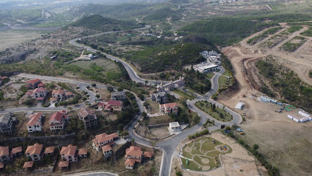 MGH Society - Between the Mountains, Pakistan, Islamabad March 4th, 2023