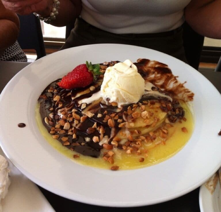 Great brekkies white chocolate pancakes.... I had muesli tower parfait mmmmm