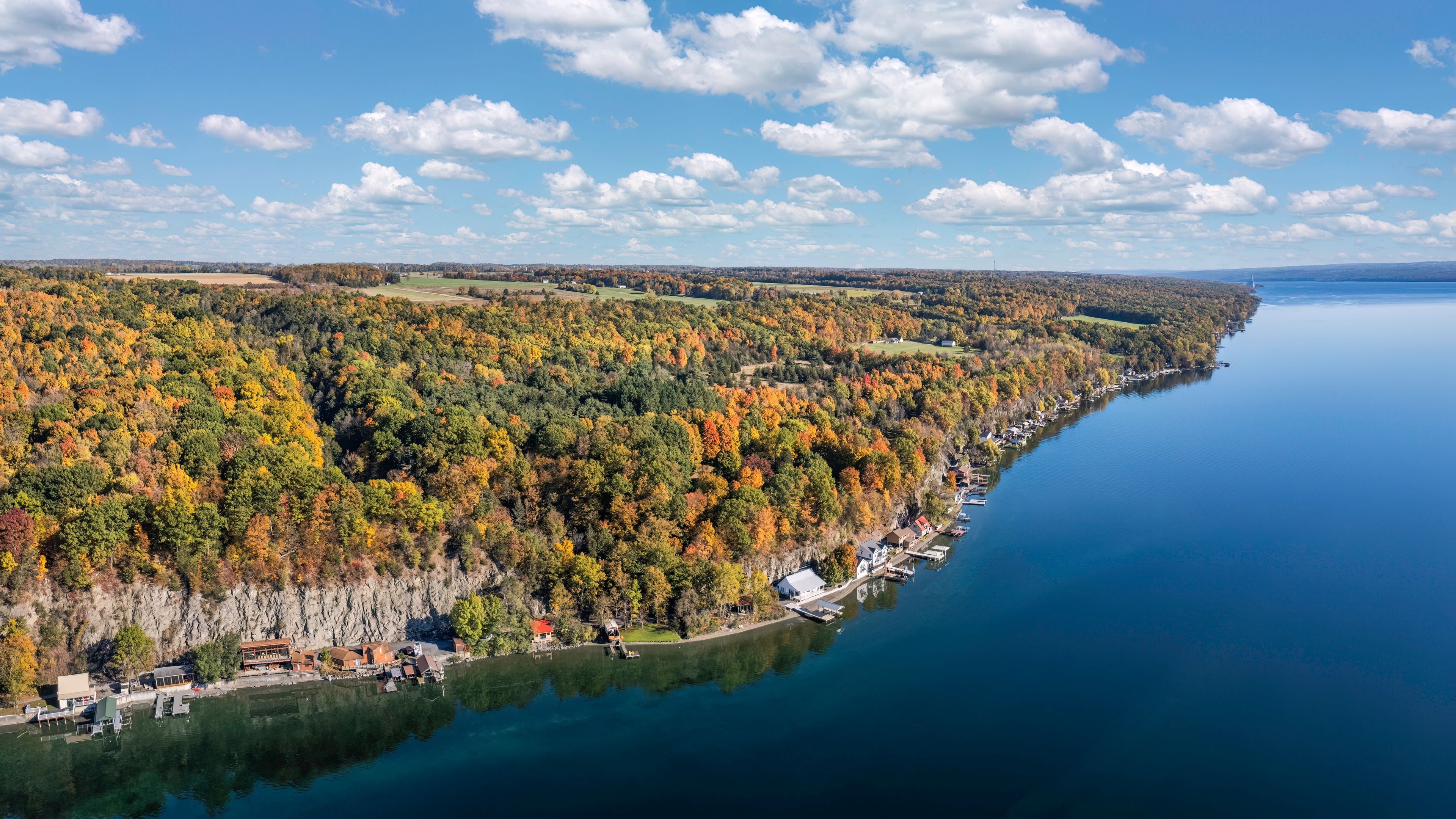 Finger Lakes in autumn - Cayuga Lake - New York	