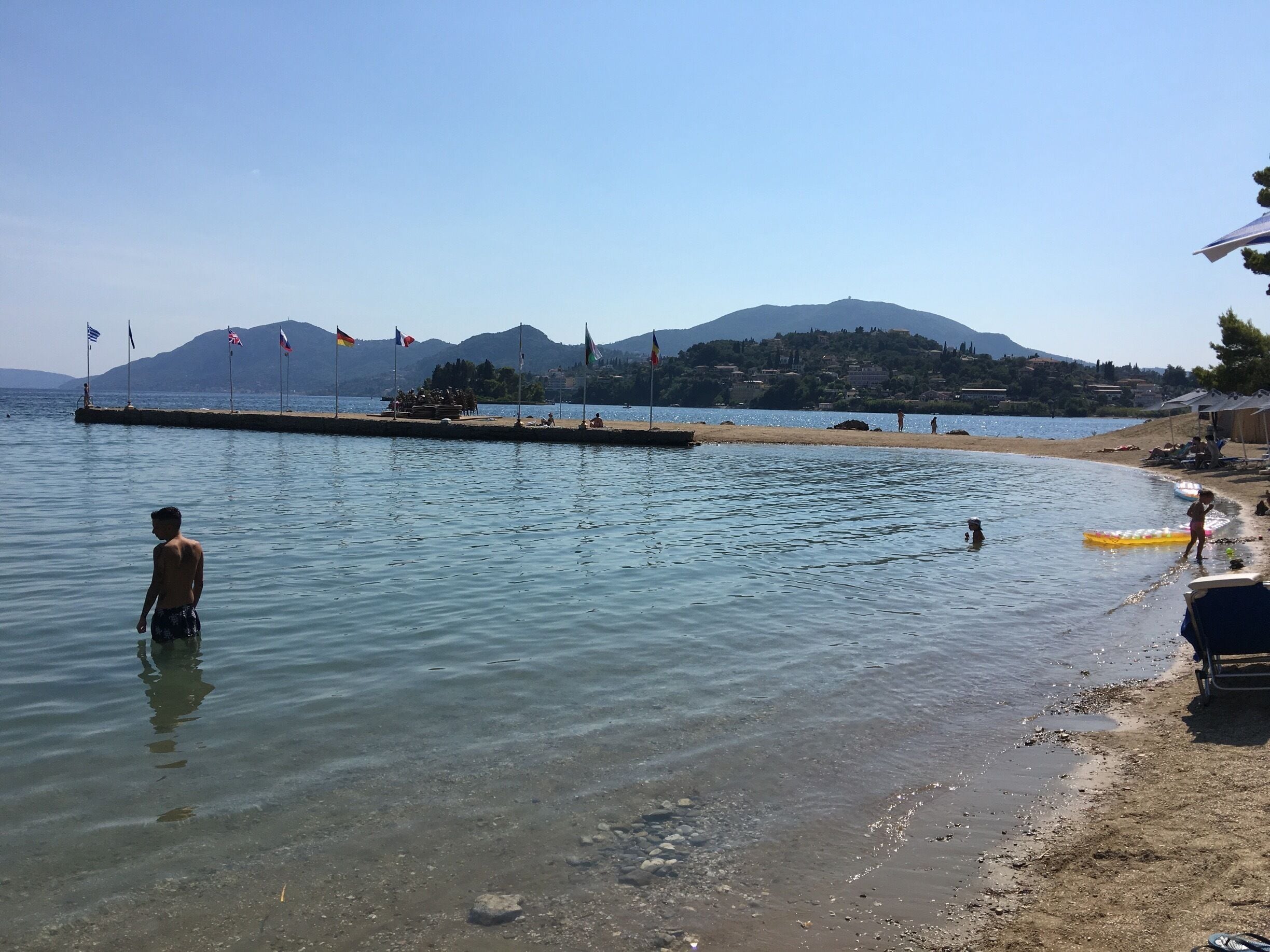 Small but very family friendly hotel beach.
#merch
