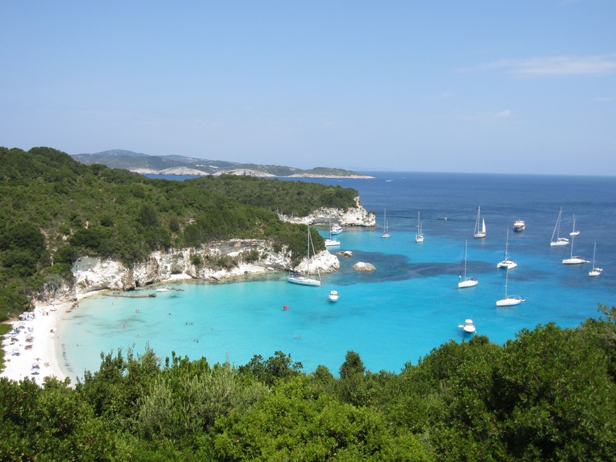 #LifeAtExpedia
A tiny island, amazing beaches and cristal blue water - this is Antipaxos! You can go for a day trip from #Paxos, but if you are looking for a peaceful and quiet get away, stay longer. Because once the last boat has left, total peacefulness falls on the island, the sun sets and you will feel all the stress of your everyday life fall away.