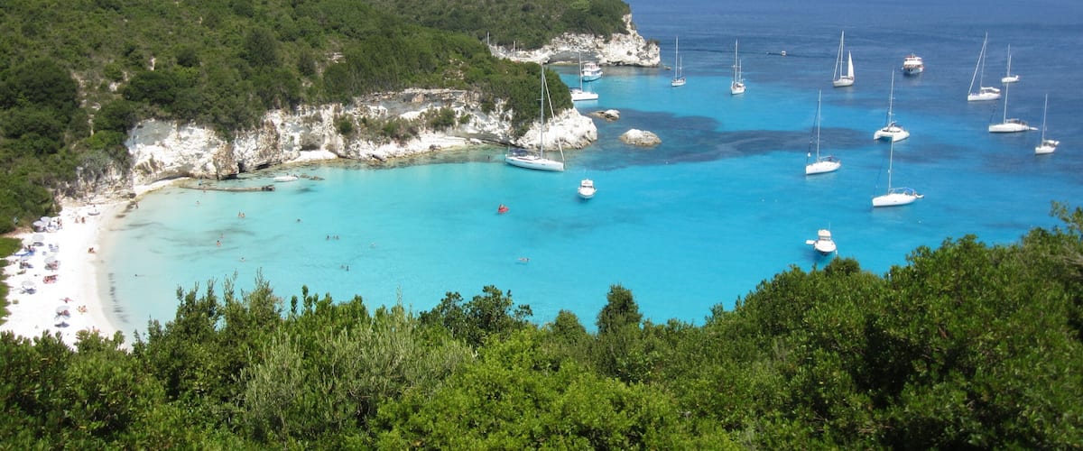 #LifeAtExpedia
A tiny island, amazing beaches and cristal blue water - this is Antipaxos! You can go for a day trip from #Paxos, but if you are looking for a peaceful and quiet get away, stay longer. Because once the last boat has left, total peacefulness falls on the island, the sun sets and you will feel all the stress of your everyday life fall away.