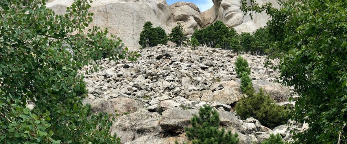 This will exceed your expectations, it is a monumental attraction that you must get as close to as you possibly can to continue to be amazed by its character and beauty.