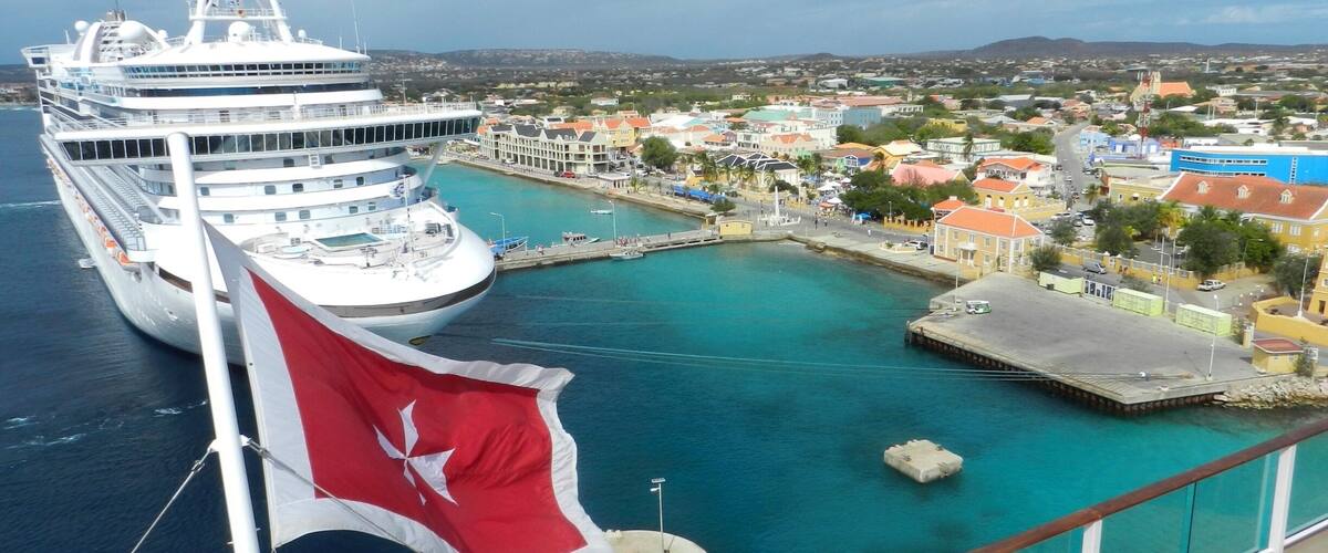 Bonaire isn't as visited as Aruba but that's what made our stop on this island  so enjoyable - it's very low key.