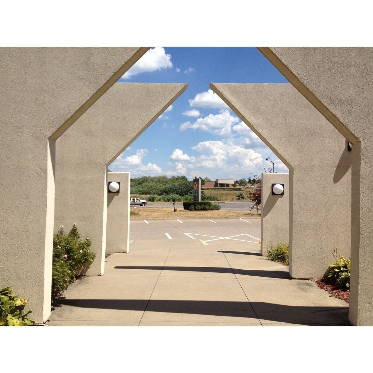 Standing at the front entrance of the National Hot Air Balloon Museum.