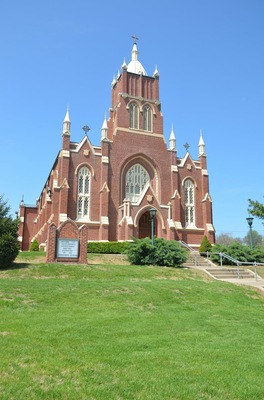 Beautiful city by the Mississippi River