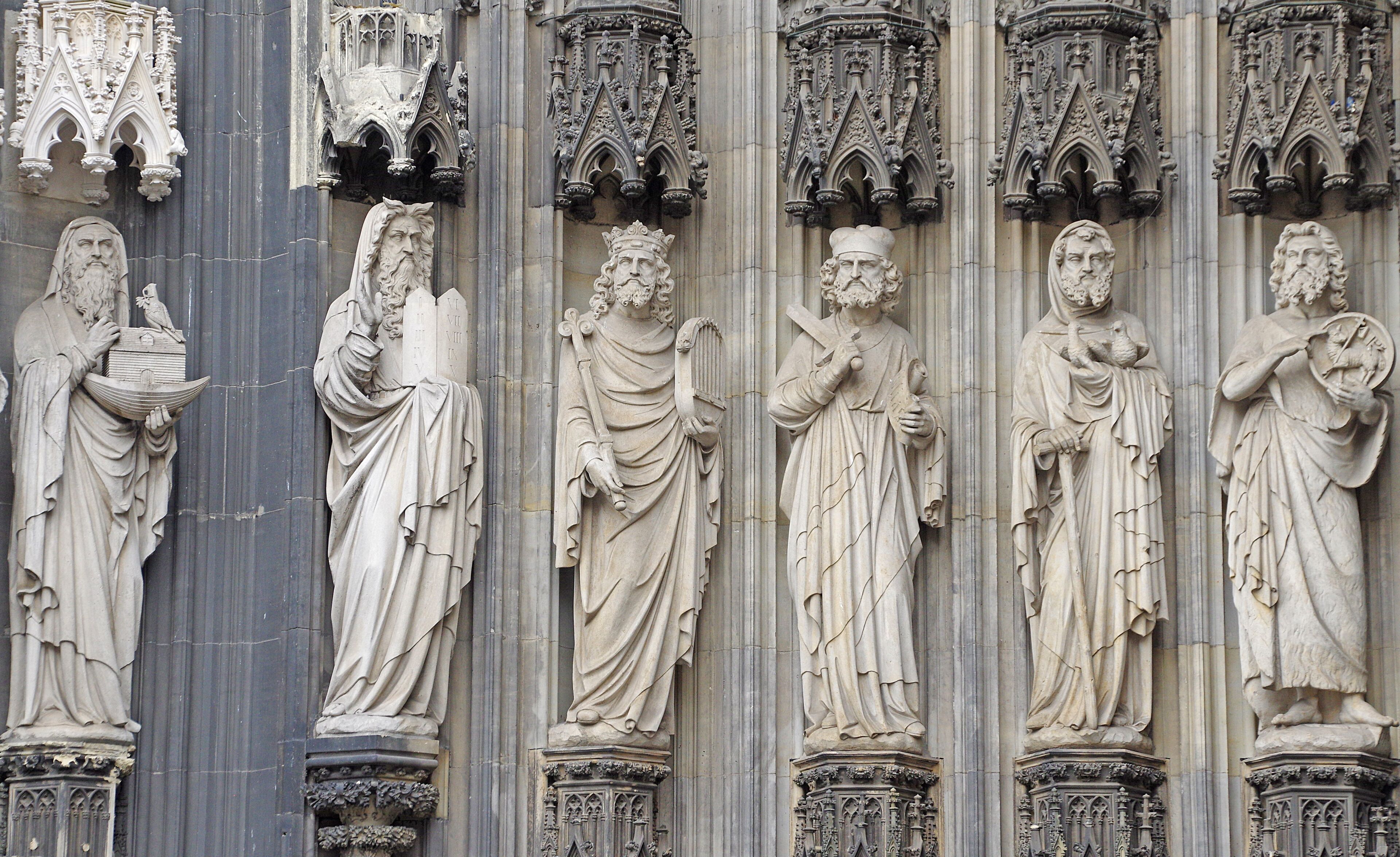 As you can see the statuary in each of the niches has undergone some degree of cleaning. While I understand the need to clean to remove corrosive deposits that build up over time the patina that is being removed in the process changes how we see the history of the statuary.