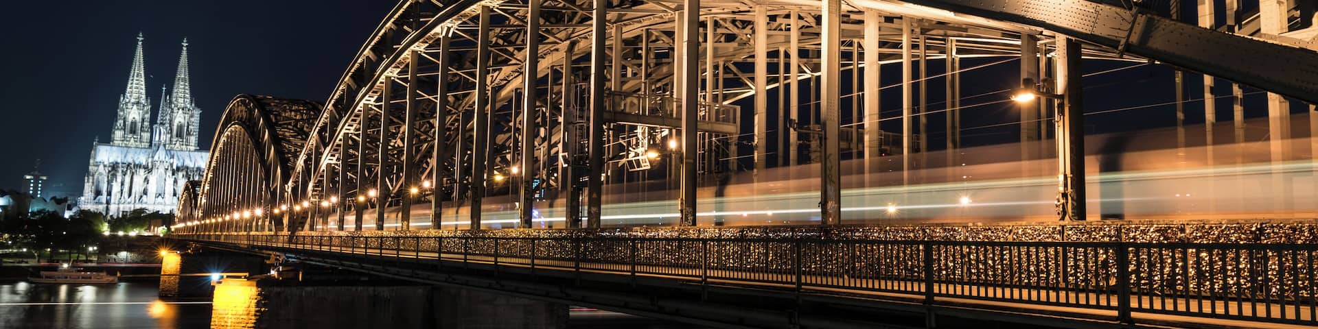 #photo #photography #cologne #germany #travel #bridge #church #night