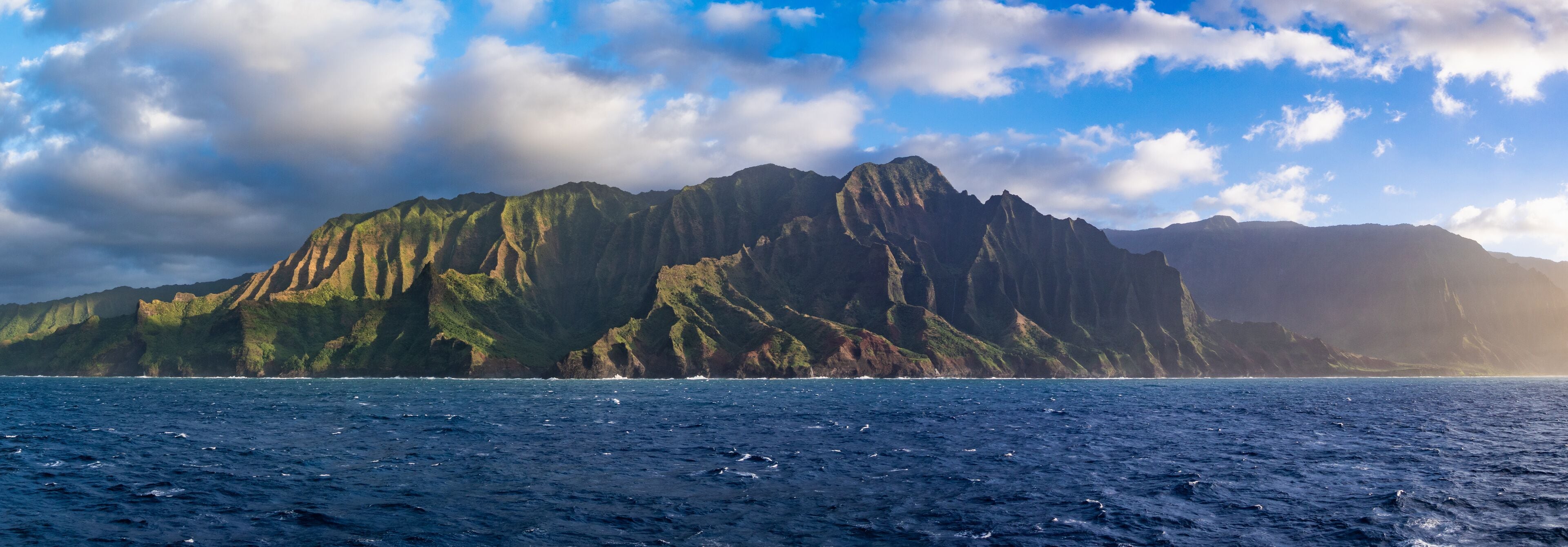 The Na Pali Coast State Park is a Hawaiian state park located northwest side of Kauai, the oldest inhabited Hawaiian island. It is touted as one of the most beautiful places on earth.