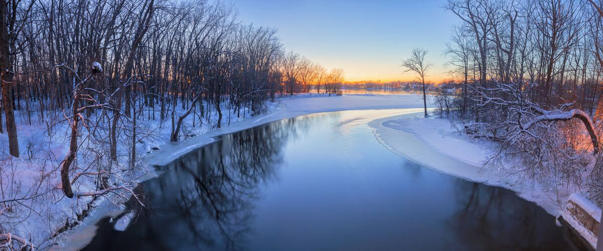 Frozen Riviere des Prairies Montreal Canada