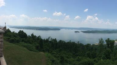 One of the best Panoramic Views (in my opinion) of course. A must see at Lake Guntersville State Park.
