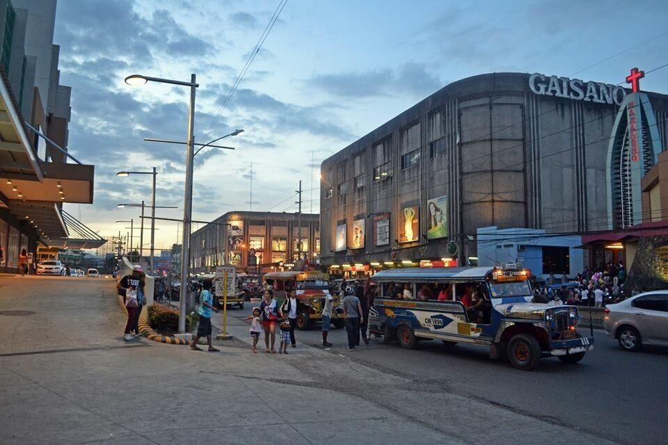 "the city of golden friendship"., 