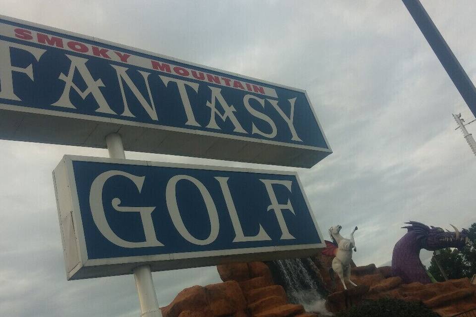 A sign for Smoky Mountain Fantasy Golf.