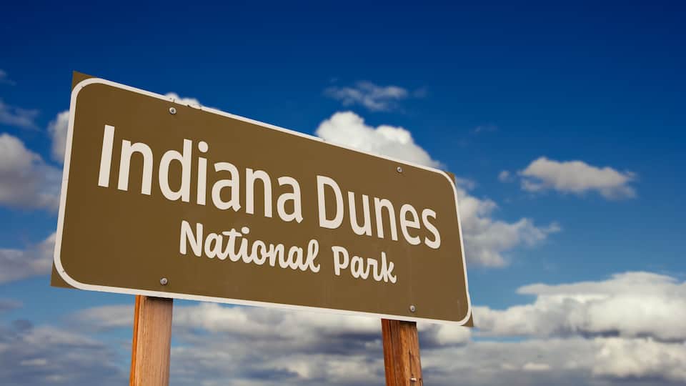A sign for Indiana Dunes National Park.