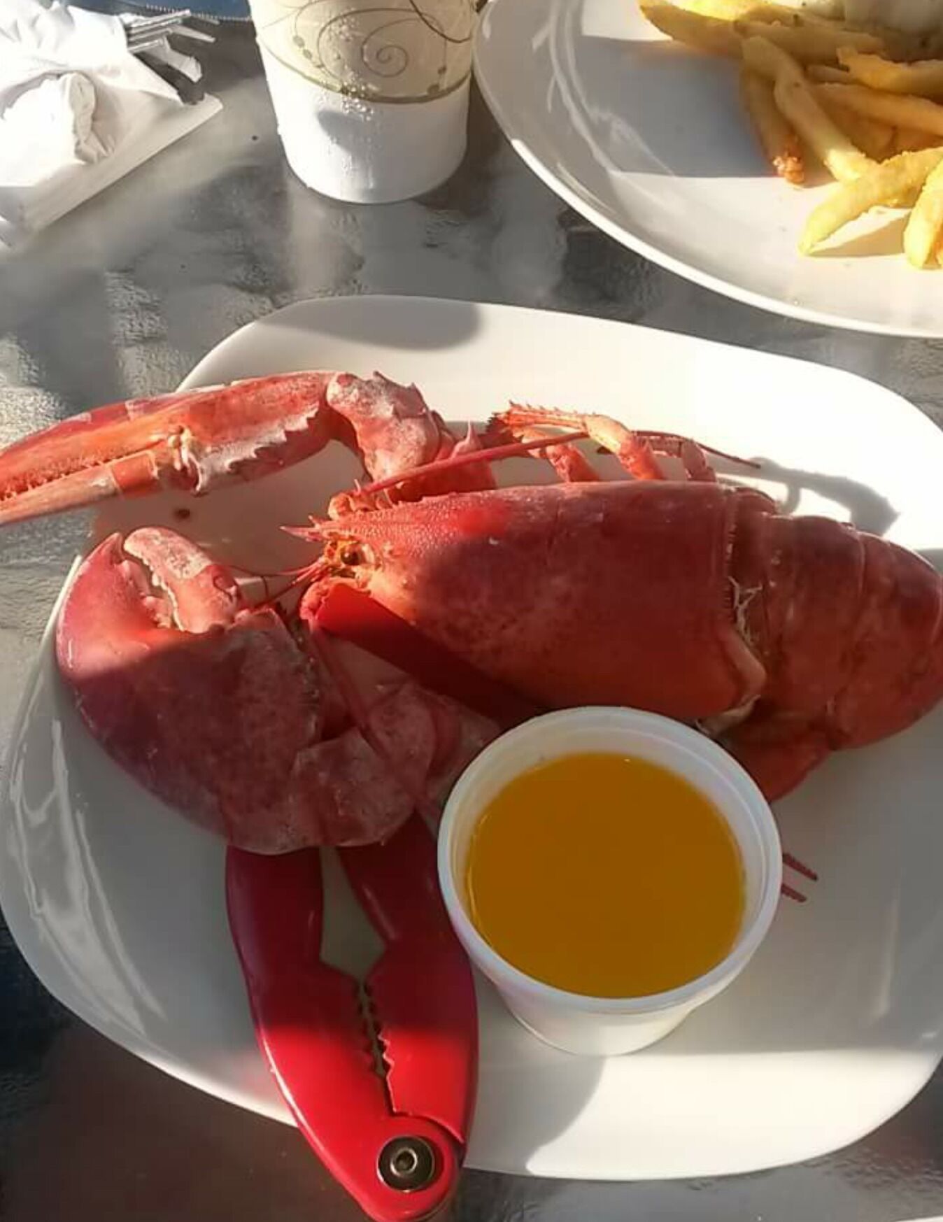 Just across the street from Hampton Beach in NH and behind the Casino you will find the most delicious seafood you'll ever eat!! The prices are unbeatable and the service exceptional. Bonus they have waterslides to keep the kids entertained while you can enjoy a drink on the deck! #EndlessSummer 