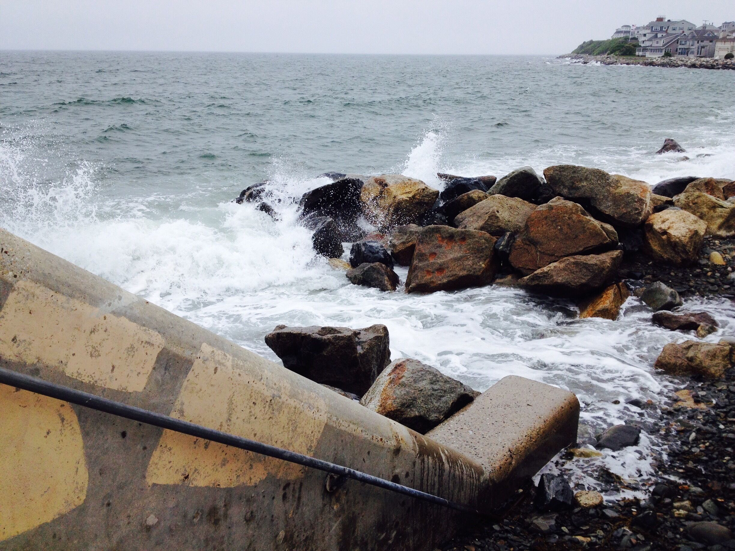 I could watch the waves come in for hours. 