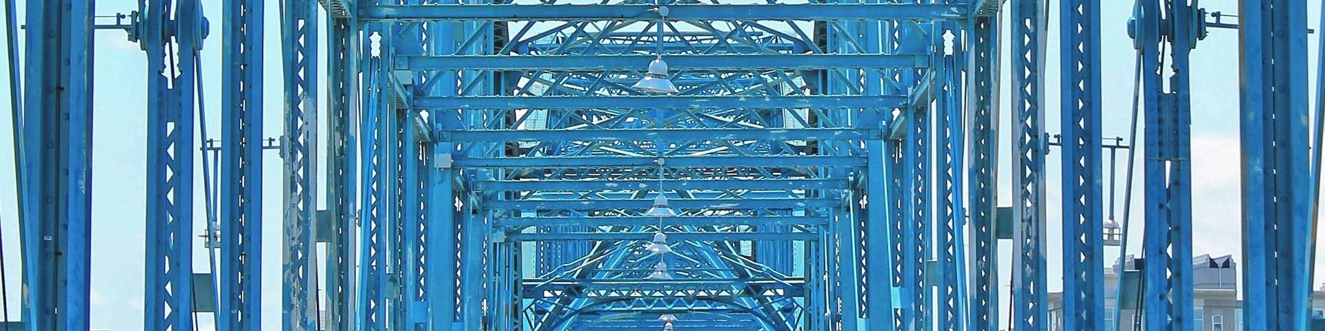 The Walnut Street Bridge is a wonderful way to cross the Tennessee River by foot or bike. The breeze that hits your face as you walk, makes it oh so refreshing and the views --- so pretty no matter which way you look!
Built in 1890, this Bridge is one of the world's longest pedestrian bridge. It connects downtown Chattanooga to the north shore.