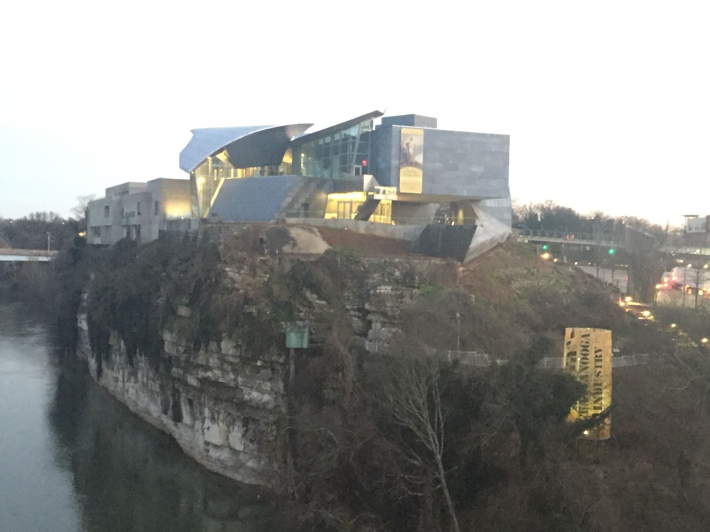 Facing the Hunter Museum of American Art. Wonderful premises. 