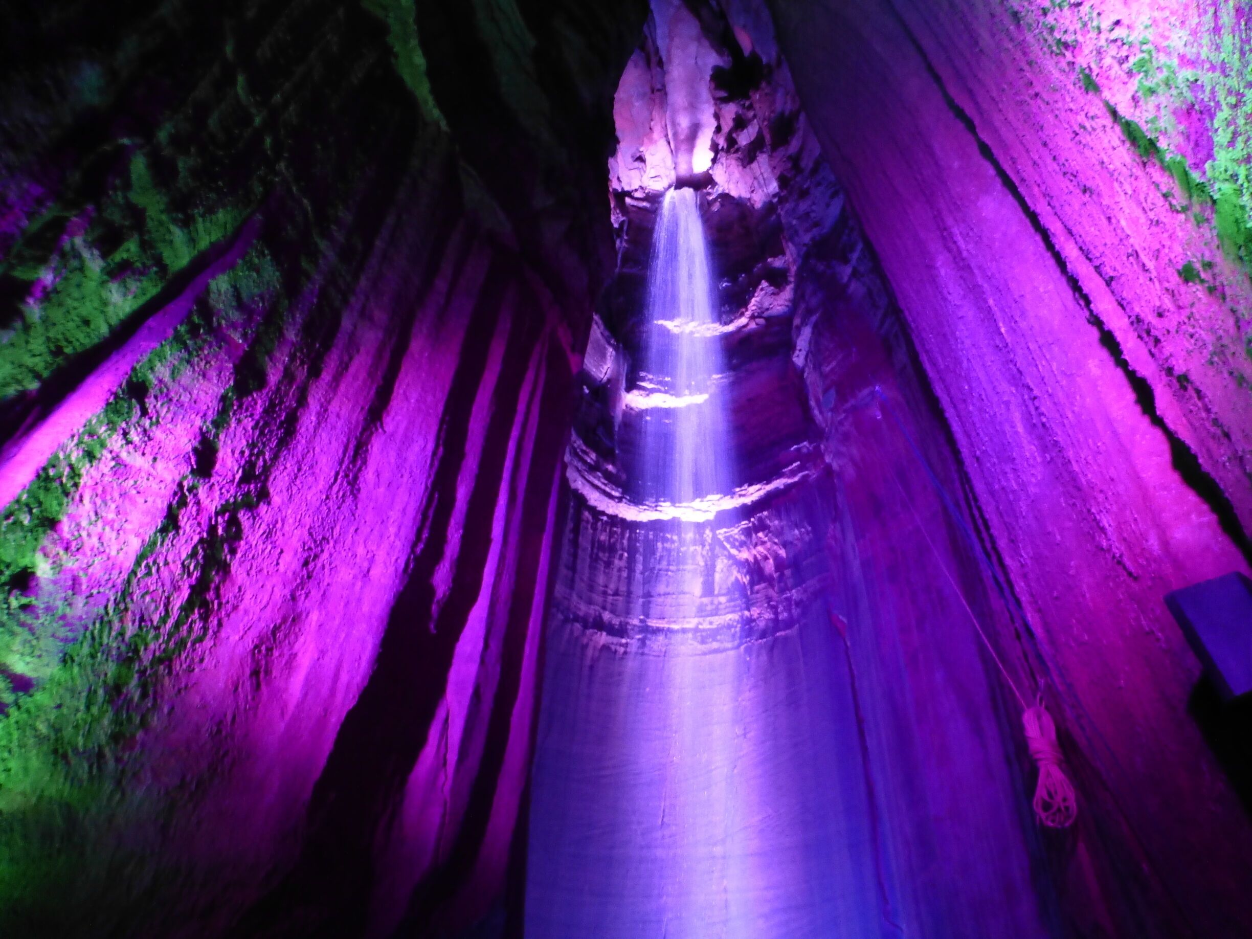A unexpected journey into the mountain to ruby falls. If you are not claustrophobic it worth a look.