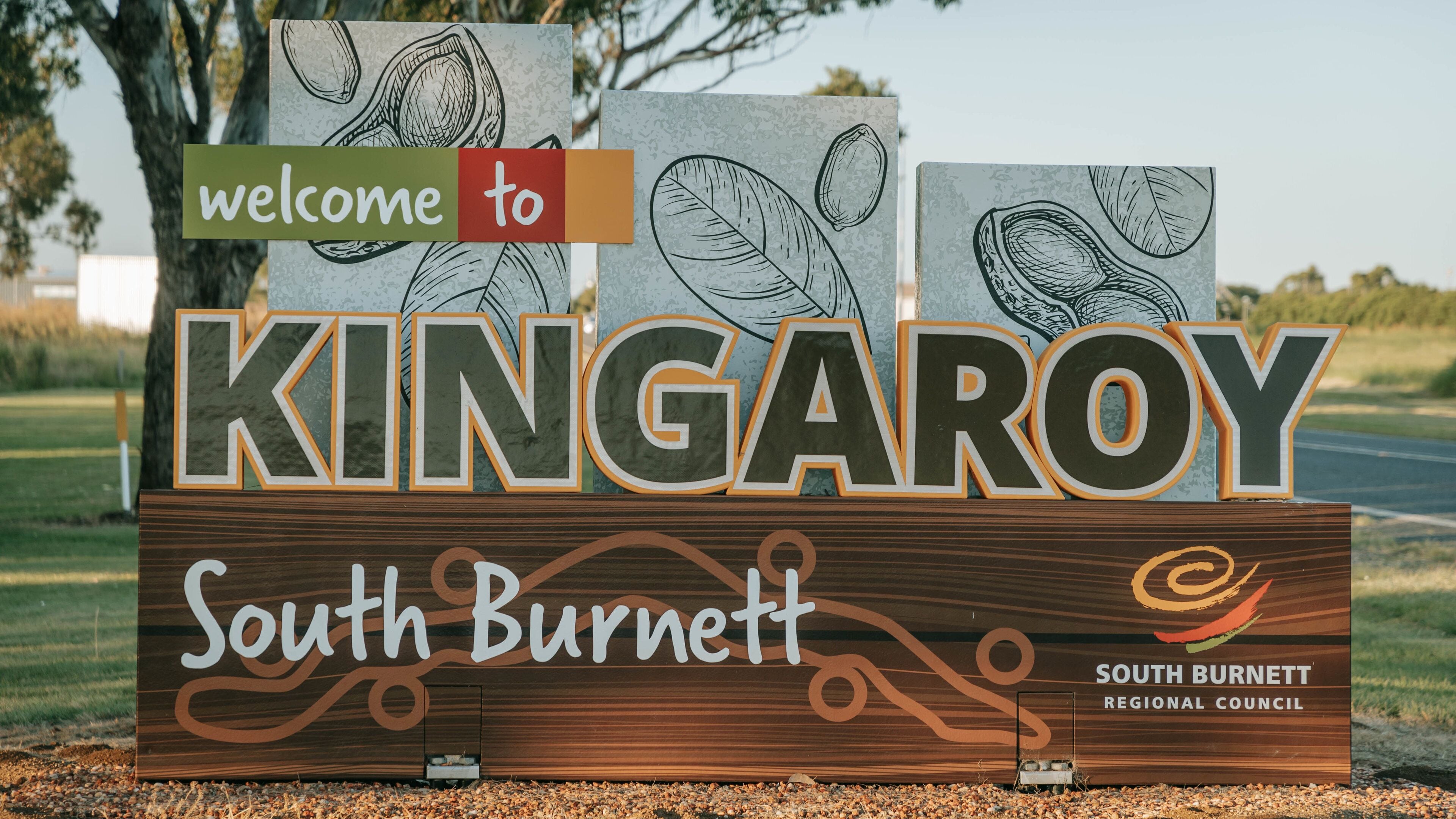 Kingaroy which includes signage