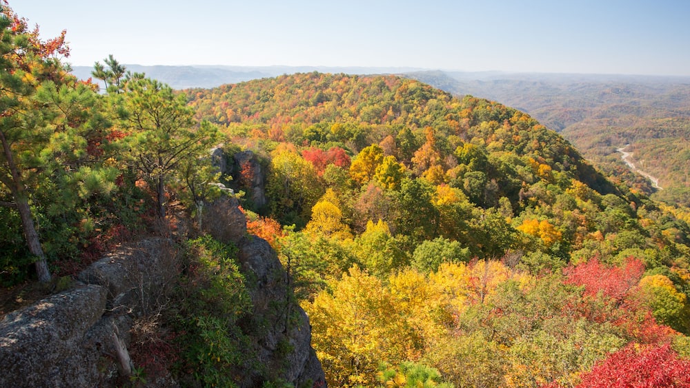 Early fall colors at High Rock atop Pine Mountain in Kentucky.