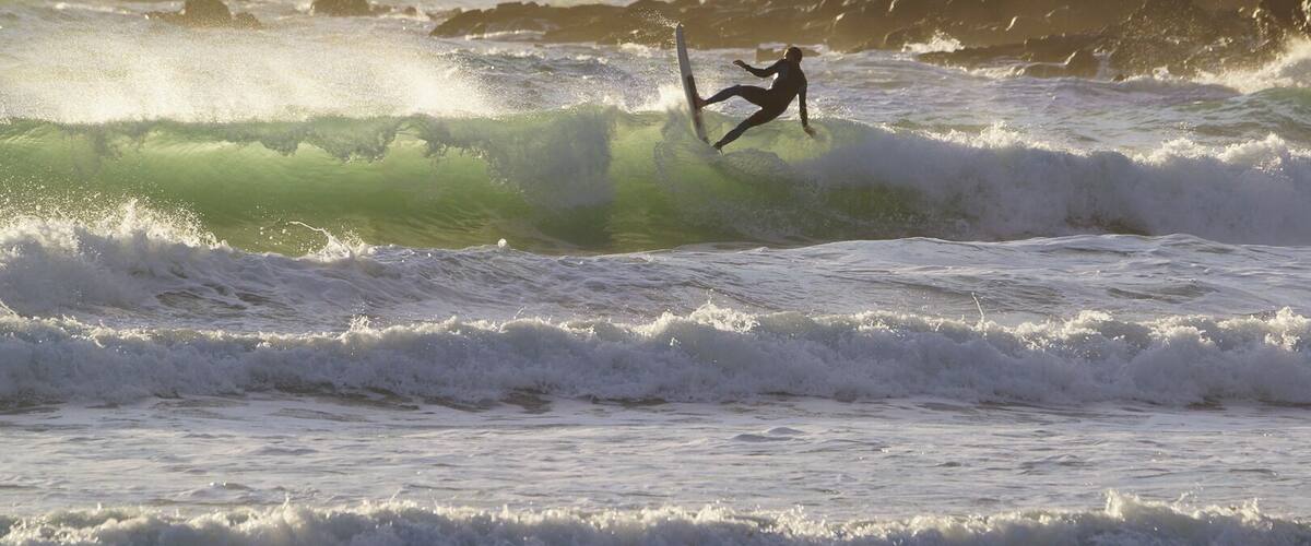 “#goldenhour”
Taylors Mistake, Canterbury, NZ.
A worthwhile trip through Sumner to this well known Surfing Beach. This lone surfer made my day.