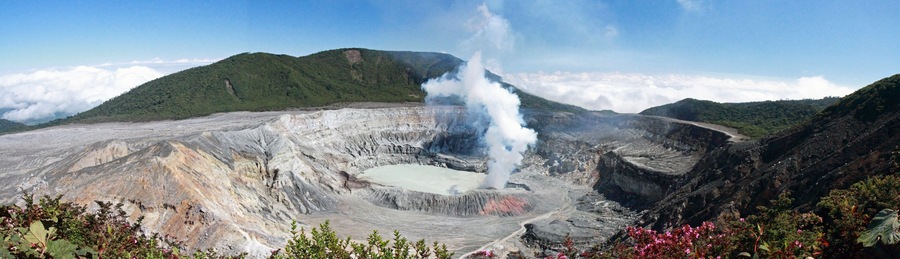 COSTA RICA Volcan Poas