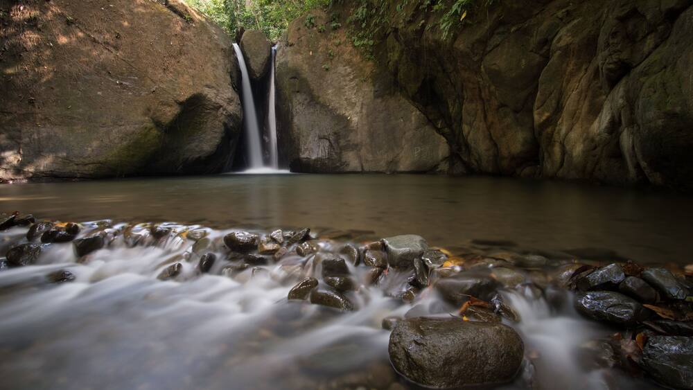 Cascada El Pavón in Ojochal, Costa Rica