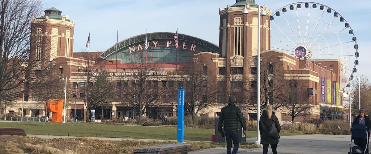 #architecture #navypier #facade #chicago #chitown #illinois #midwest #greatlakes #centennialwheel #travelbug #wayfarer #gadabout #nomad #wanderlust