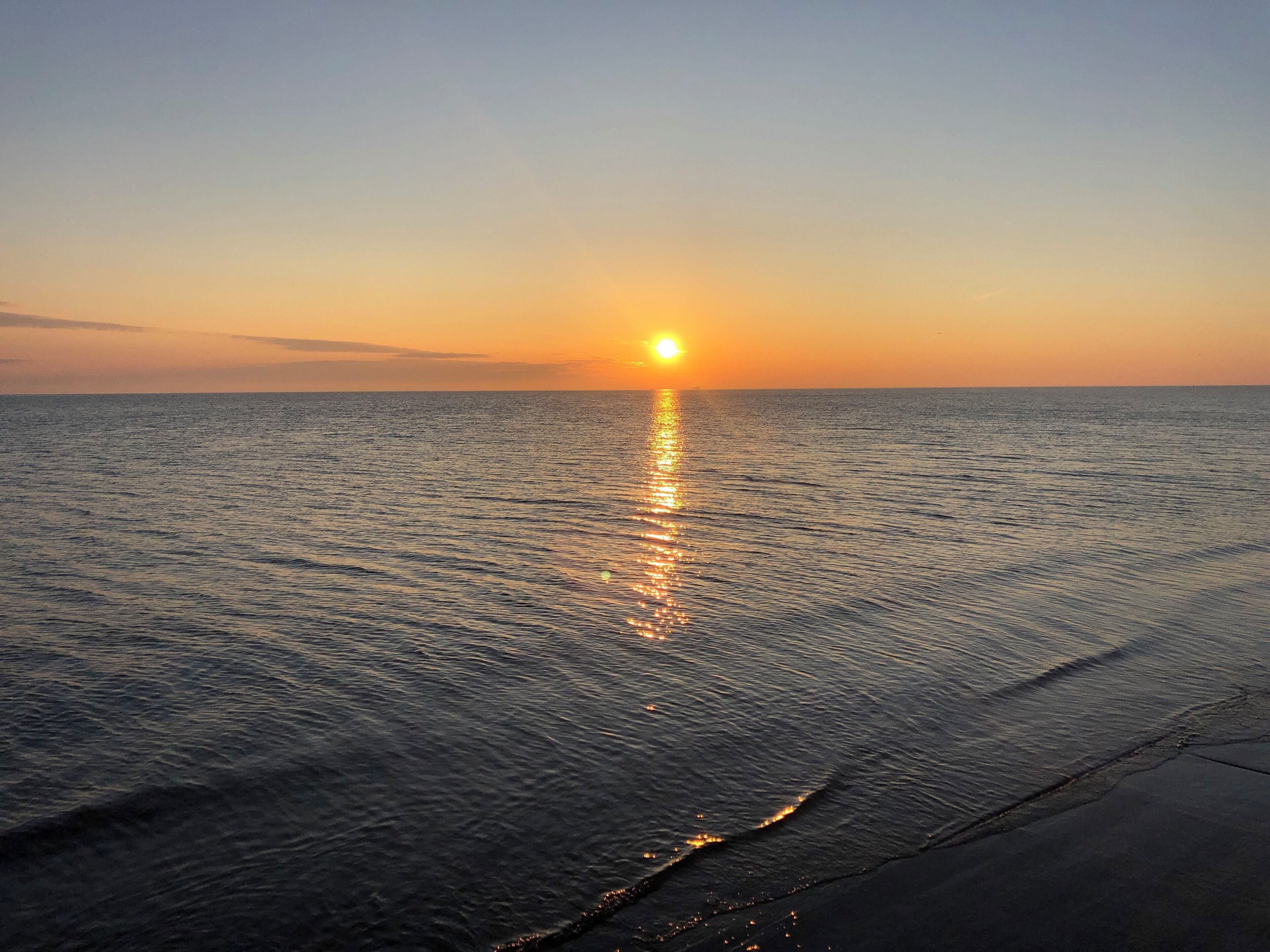 The Adler Planetarium is the best place to watch the sunrise in Chicago

#lifeatexpedia