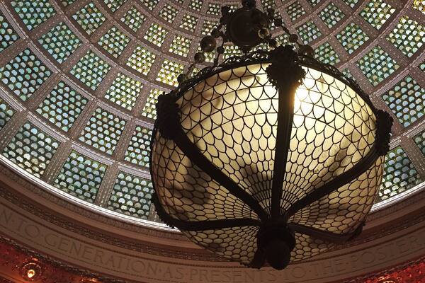 Stunning, historic building in the heart of Chicago. Enjoy the classic decor.