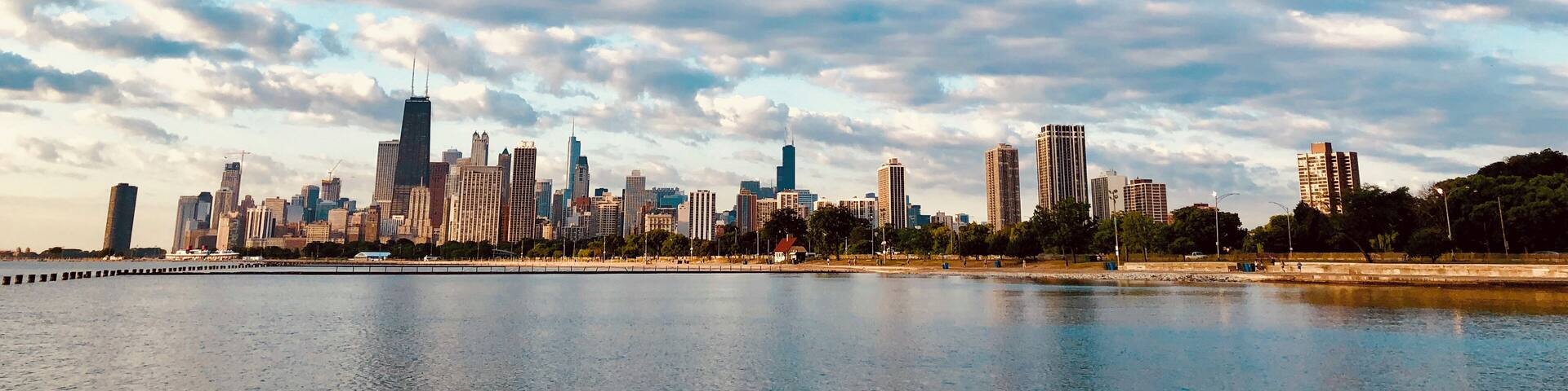 The Chicago Lakefront Bike Trail
This is the Chicago downtown view from Fullerton and LSD trail. It's taken at 6:30am while biking to work. The LSD Bike trail is the best way of hunting for stunning Chicago views along the way. It's a long trail but view makes it all worth. I enjoy the view and fresh breath every morning and evening while commuting to my office.
