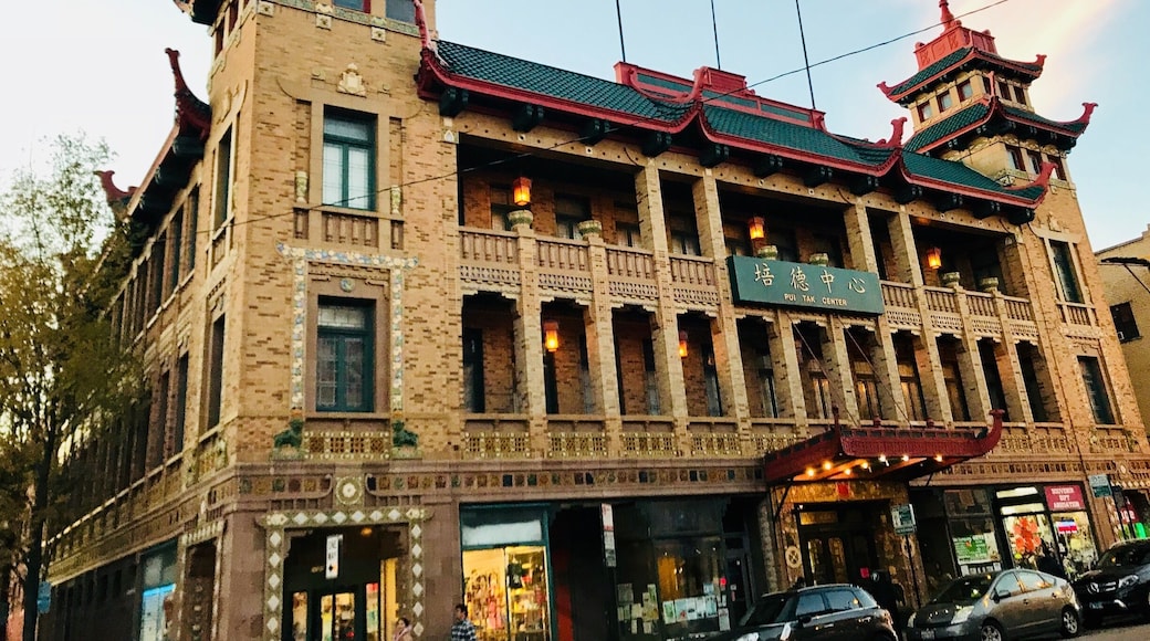 South Wentworth Street