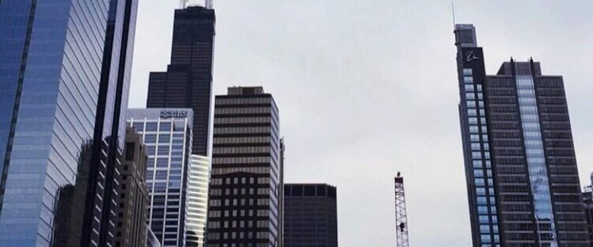 The view from the Holiday Inn-Chicago Mart Plaza Entrance.