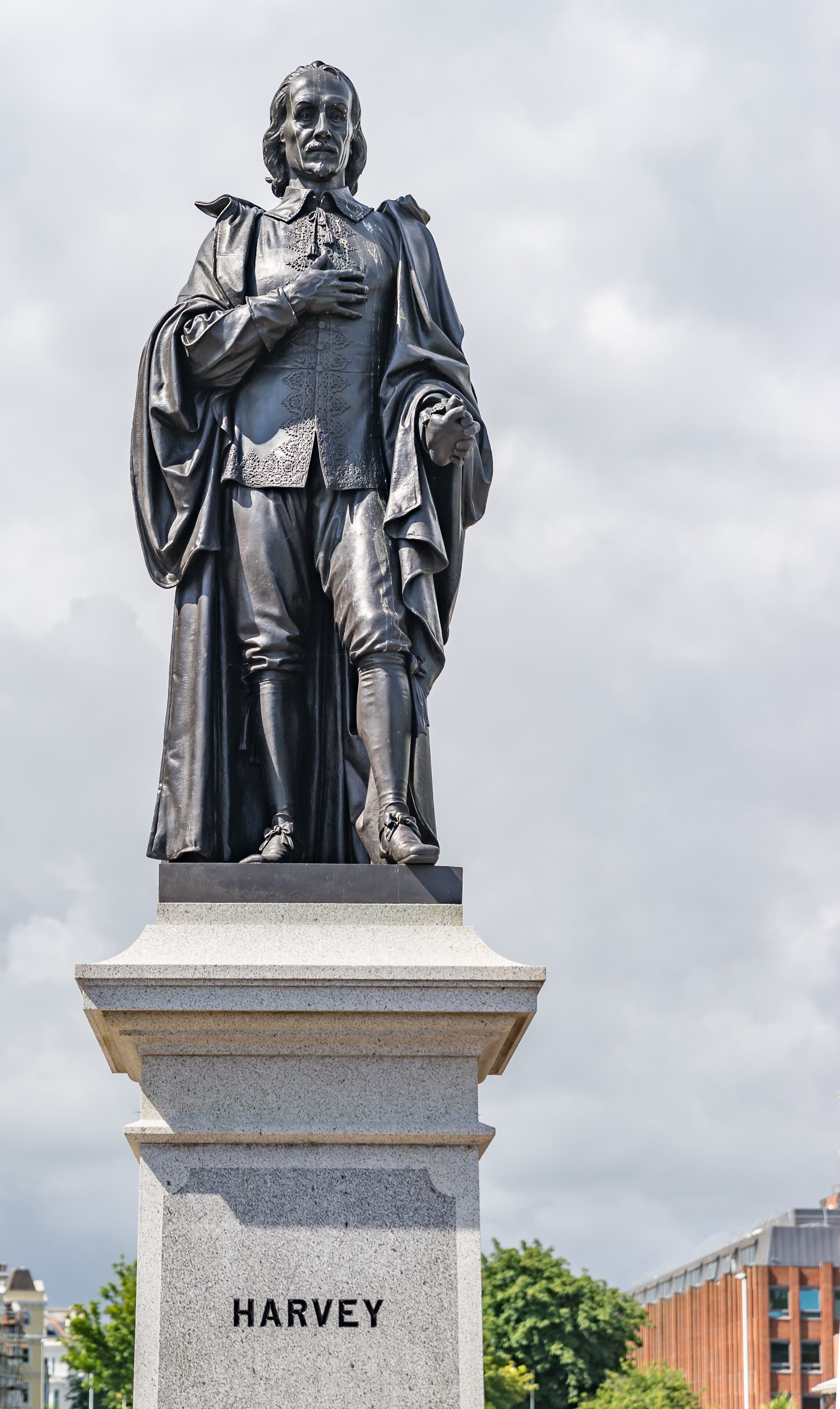 William Harvey Denkmal in Folkestone der Entdecker der Blutzirkulation