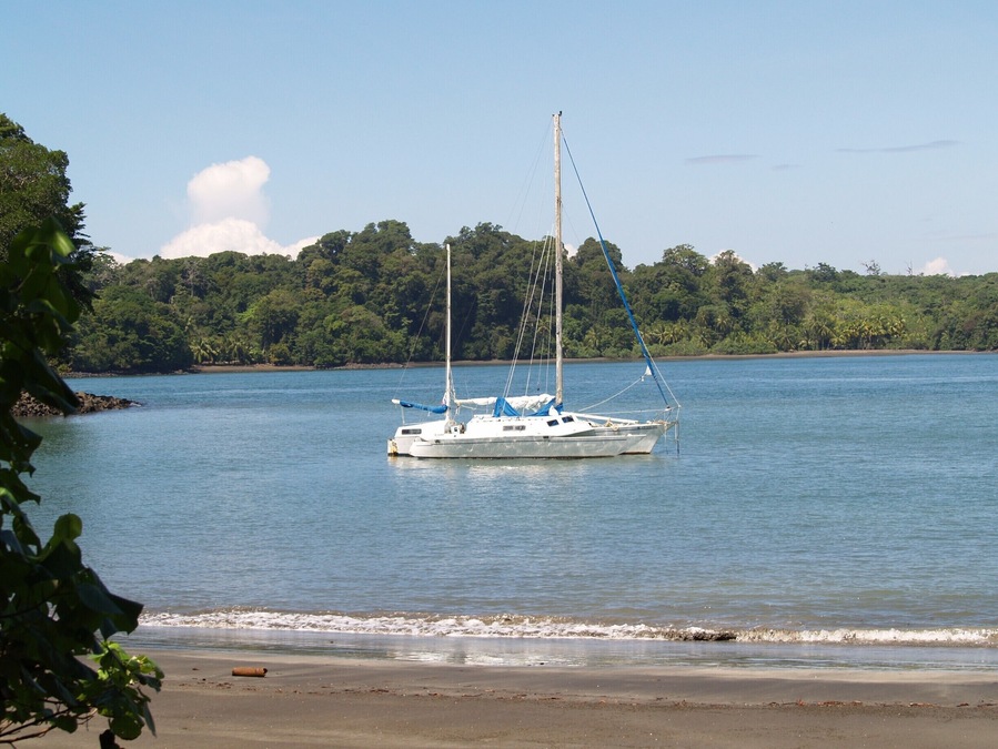 This would be the life - sailing around by day and returning to Panama at night to a beach front home.  What is your dream?  Inside Panama Real Estate can help you find yours!