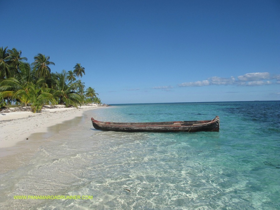 Panama has so many great beaches! Can you imagine going swimming in this crystal clear water? www.panamaroadrunner.com