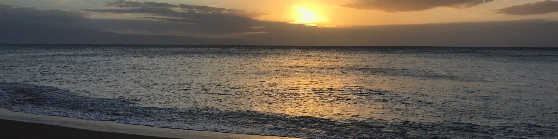 Sunsets at Kahana Bay are irreplaceable. Maui is magical #LifeAtExpedia